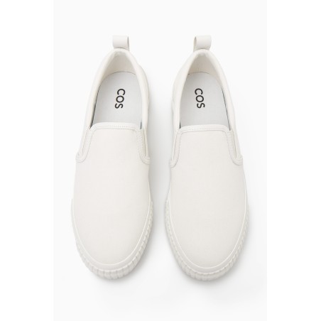 Klassiker COS SNEAKERS AUS CANVAS CREME