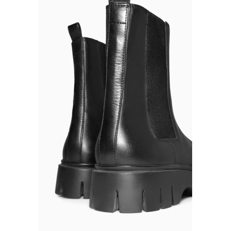 Klassiker COS CHELSEA-BOOTS AUS LEDER SCHWARZ