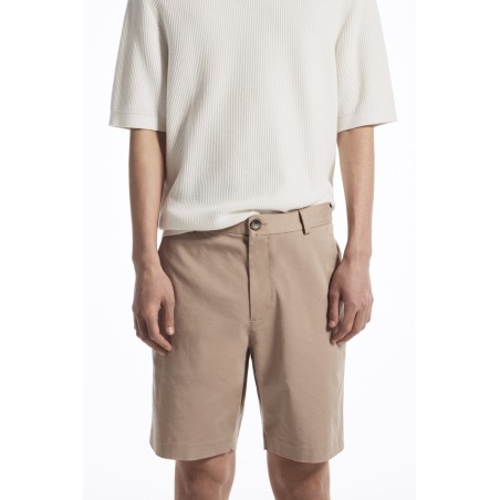 Klassiker COS KLASSISCHE CHINO-SHORTS BRAUN