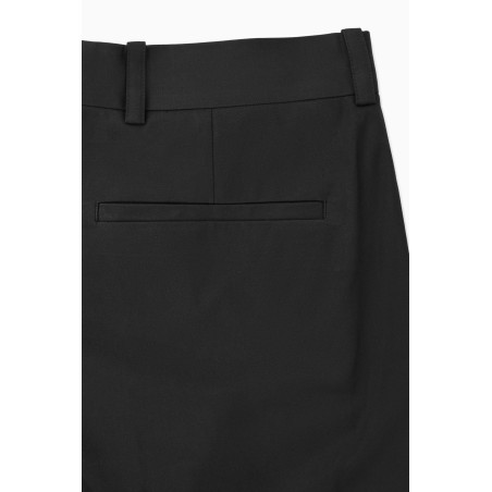 COS VERKÜRZTE HOSE AUS TWILL MIT GERADEM BEIN SCHWARZ (Heißes Angebot)