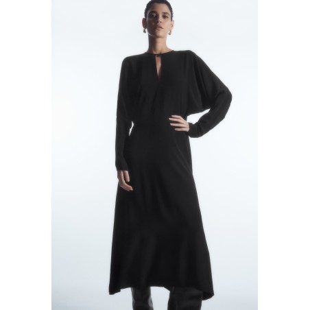 Rabatt COS MIDIKLEID MIT CUT-OUTS UND AUSGESTELLTEM ROCK SCHWARZ