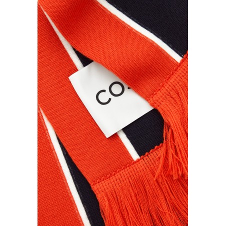 Letzte COS FUSSBALLSCHAL AUS WOLLE MIT JACQUARD-MOTIV ORANGE/NAVYBLAU