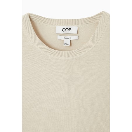 Meistverkauft COS LEICHTES GESTRICKTES T-SHIRT SANDBEIGE