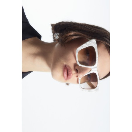 COS MARKANTE CAT-EYE-SONNENBRILLE WEISS Im Angebot