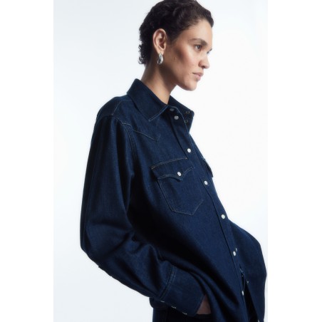 COS OVERSIZED-JEANSHEMD IM WESTERN-STIL Dunkelblau Im Angebot