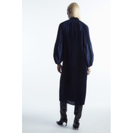 COS PLISSIERTES OVERSIZED-MAXIKLEID MIT STEHKRAGEN NAVYBLAU Im Angebot