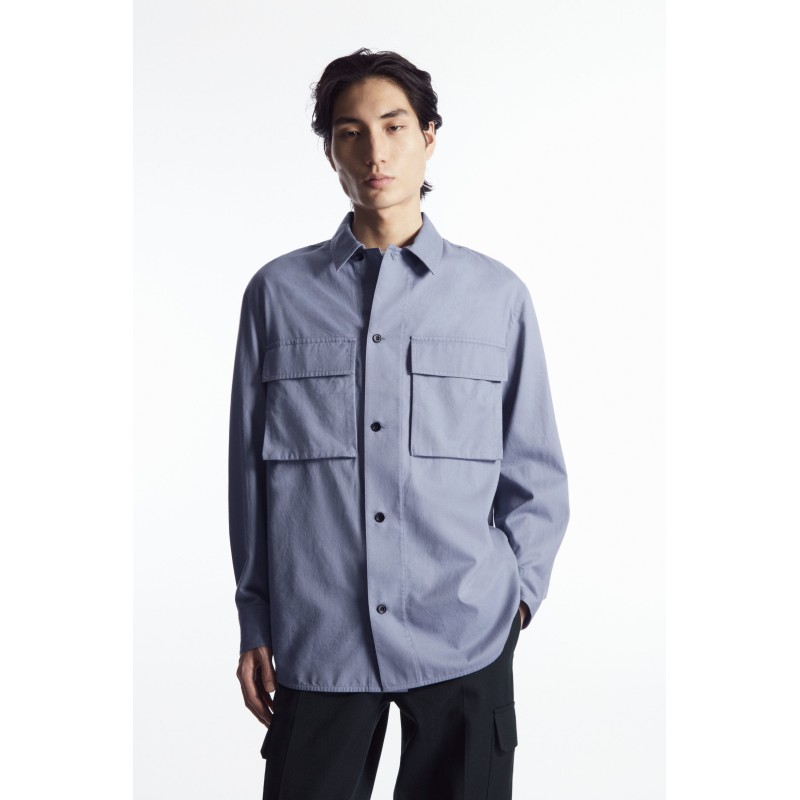 COS OVERSIZED-HEMD IM UTILITY-STIL BLAU Im Angebot