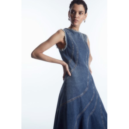 Original COS ASYMMETRISCHES BAHNEN-MIDIKLEID AUS DENIM VERBLASSTES BLAU