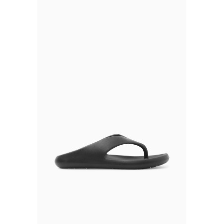 Sonderrabatt COS SKULPTURALE FLIP-FLOPS AUS EVA SCHWARZ