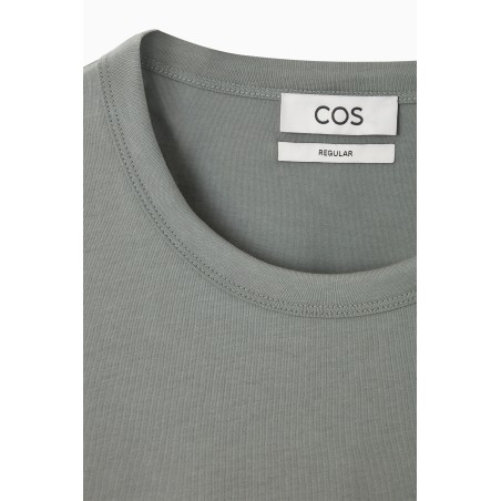 Original COS GEBÜRSTETES, LEICHTES T-SHIRT GRÜN